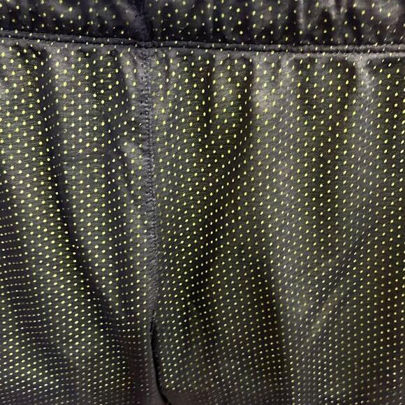 Nike Grey Neon Yellow Mesh Pull on Shorts w/ Drawstring and Elastic Waist-Medium - Picture 8 of 12